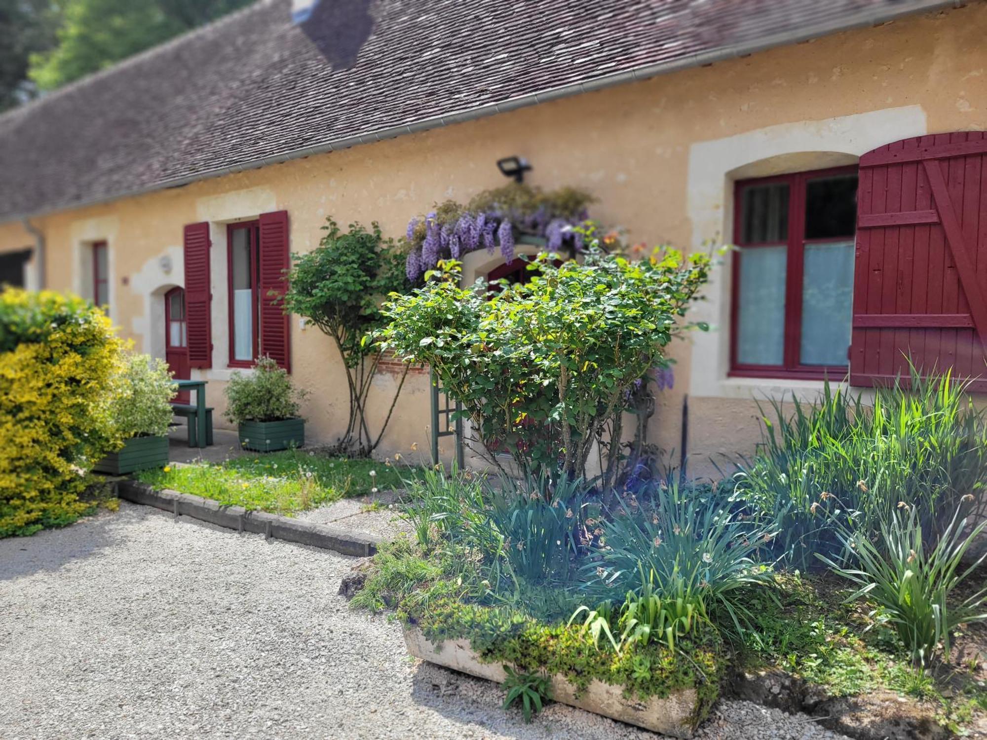 La Petite Bardouillere Villa Courdemanche  Exterior photo