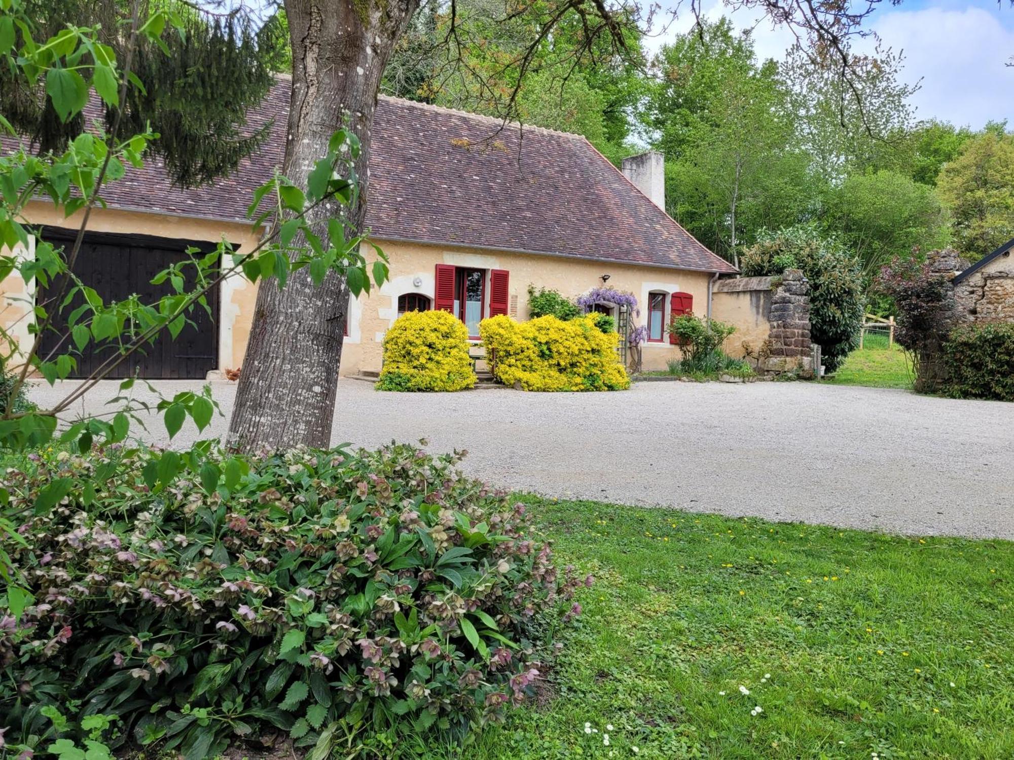 La Petite Bardouillere Villa Courdemanche  Exterior photo